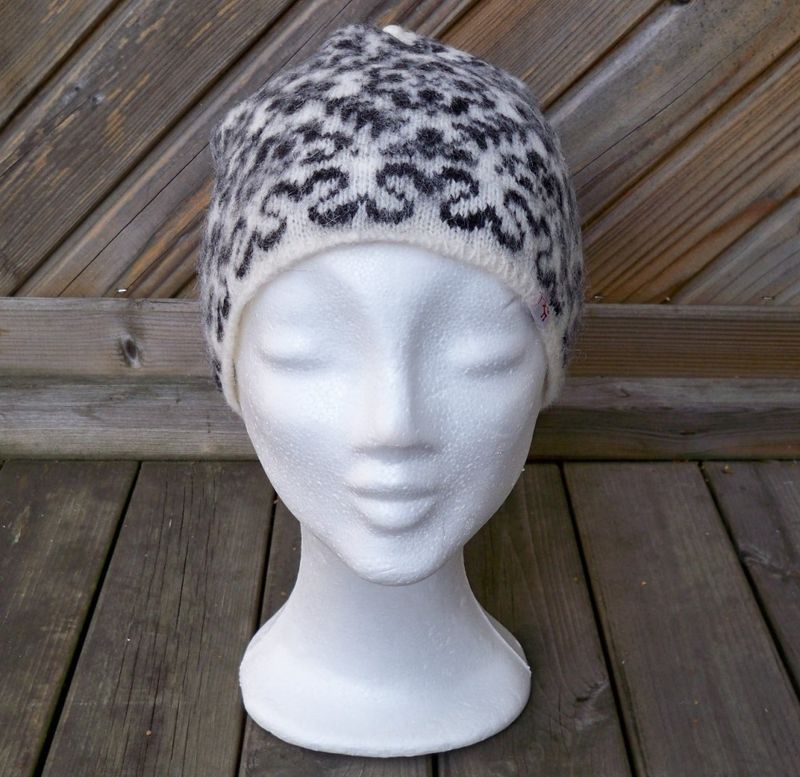 Vit Svart Mössa Luvos Shetlandsull