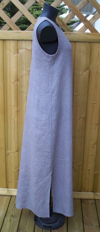 Grå Lång Ärmlös Linneklänning. Puro Lino