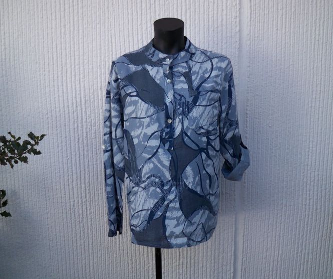 Huvudbild Grå/Blå Mönstrad Linneblus Med Lång Ärm. Puro ...