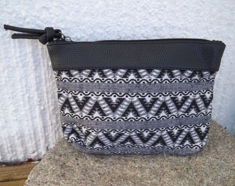 Mönstrad Svart Vit Sminkväska Bags by Dansk