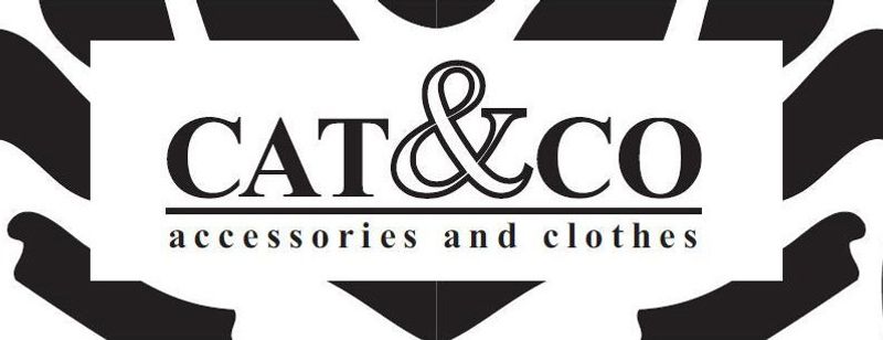 Smalt svart bälte med stenar