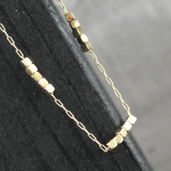 Huvudbild Guldpläterat Stålhalsband Mini Kuber