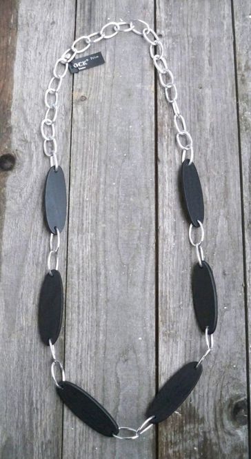 Huvudbild Svart trähalsband Ovaler OCK Sweden