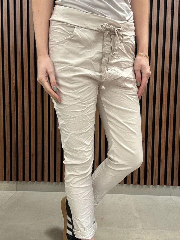 Gemini - Helen Beige Stretchiga Byxor