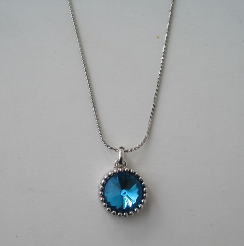 Långt Halsband Blå Rundel