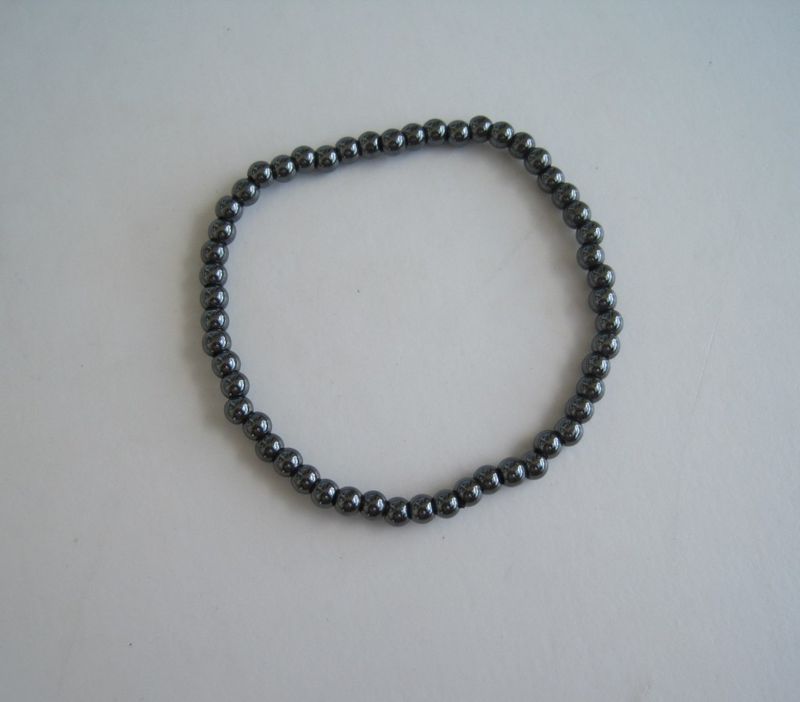 Elastiskt Resår Armband Hematit Pärlor