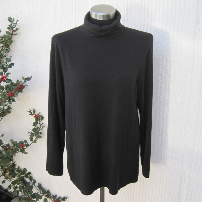 Huvudbild Svart Finstickad Tröja Med Polokrage Lång Ärm