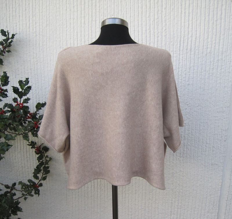 Mullvadsbeige Kort Ponchotröja Med Halvlång Ärm