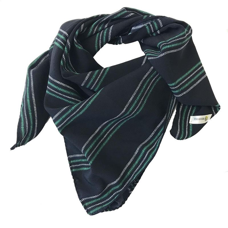 Rosenvinge Mörkblå scarf med ränder