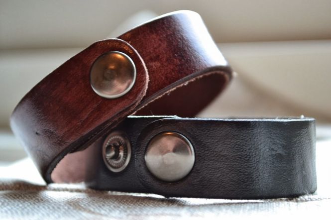 Huvudbild Svart Läderarmband Ifni design