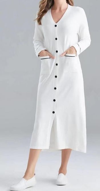 Huvudbild Vit stickad lång kofta klänning med lång ärm